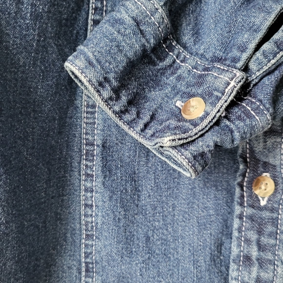 Asos medium wash button down women's denim shirt Size 6 - Picture 7 of 12